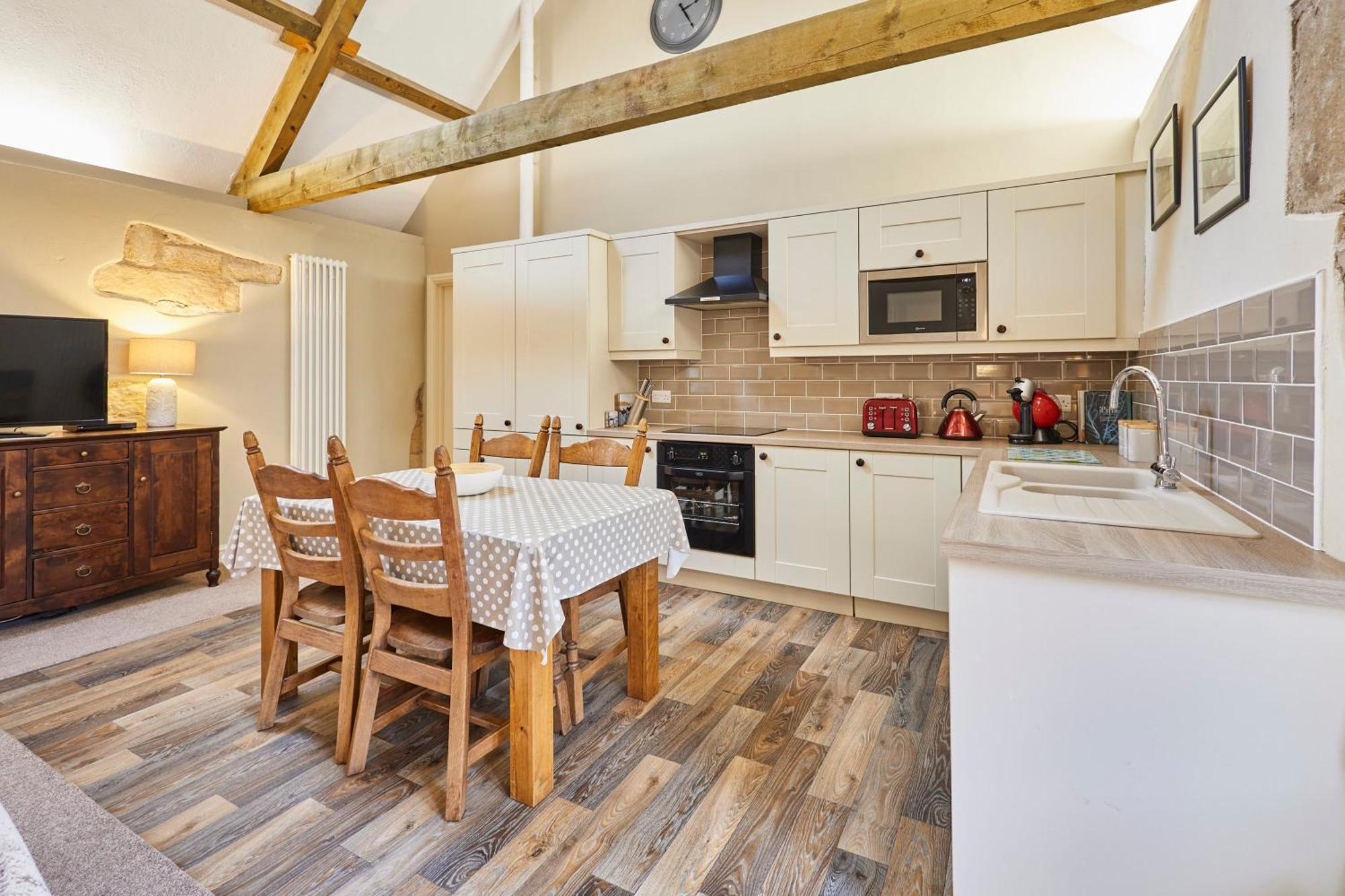 Host & Stay - Tithe Barn Cottages Easington Rum bild