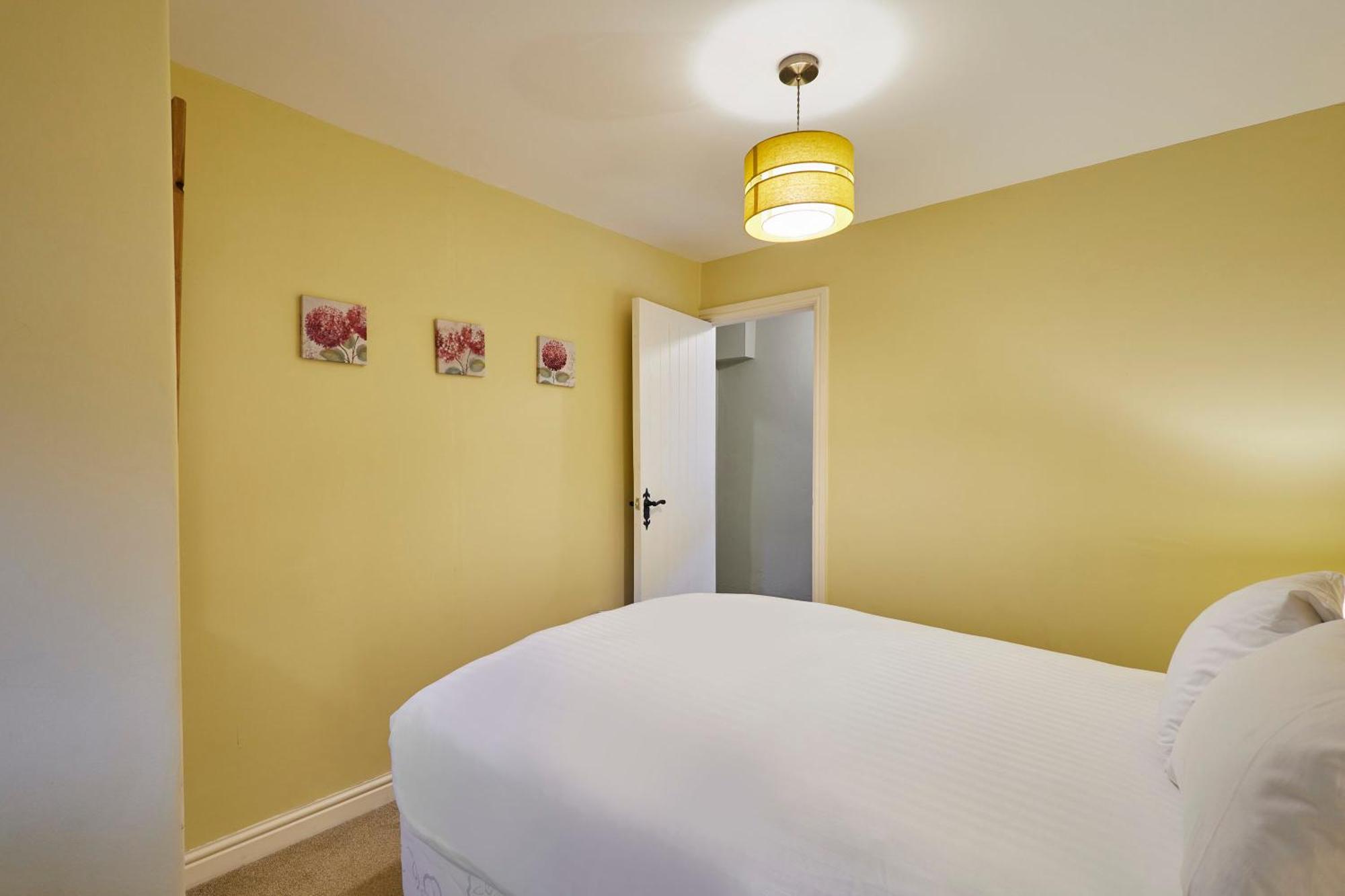 Host & Stay - Tithe Barn Cottages Easington Rum bild